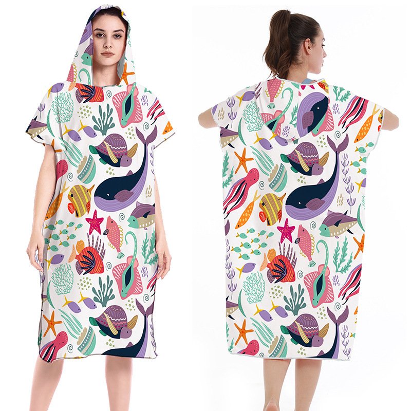 Surf changing robe with pockets