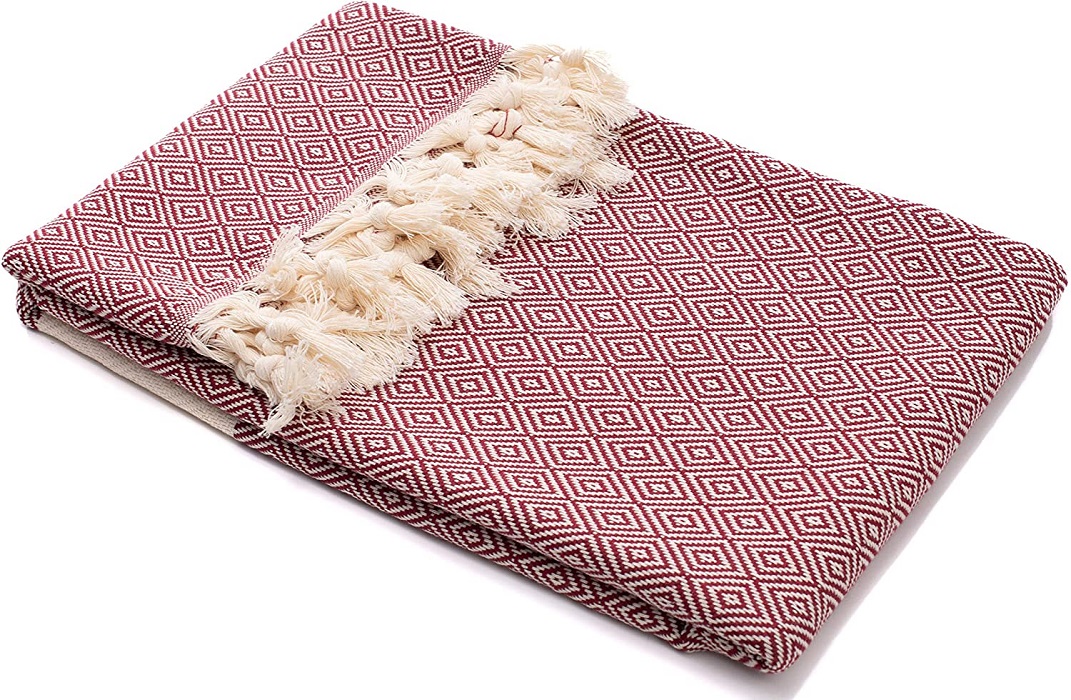 Jacquard-style pattern on a woven Turkish beach towel
